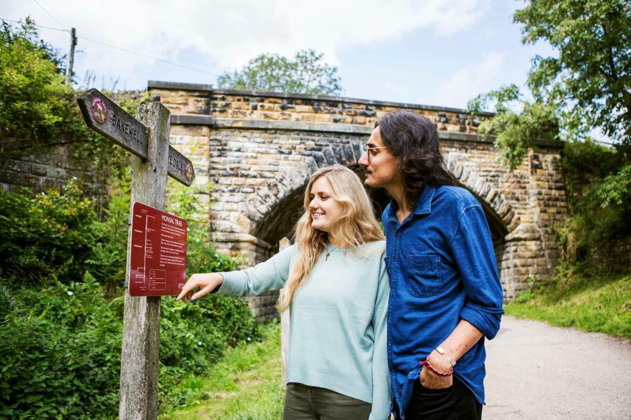 Hassop Station Rooms On The Monsal Trail Exterior photo